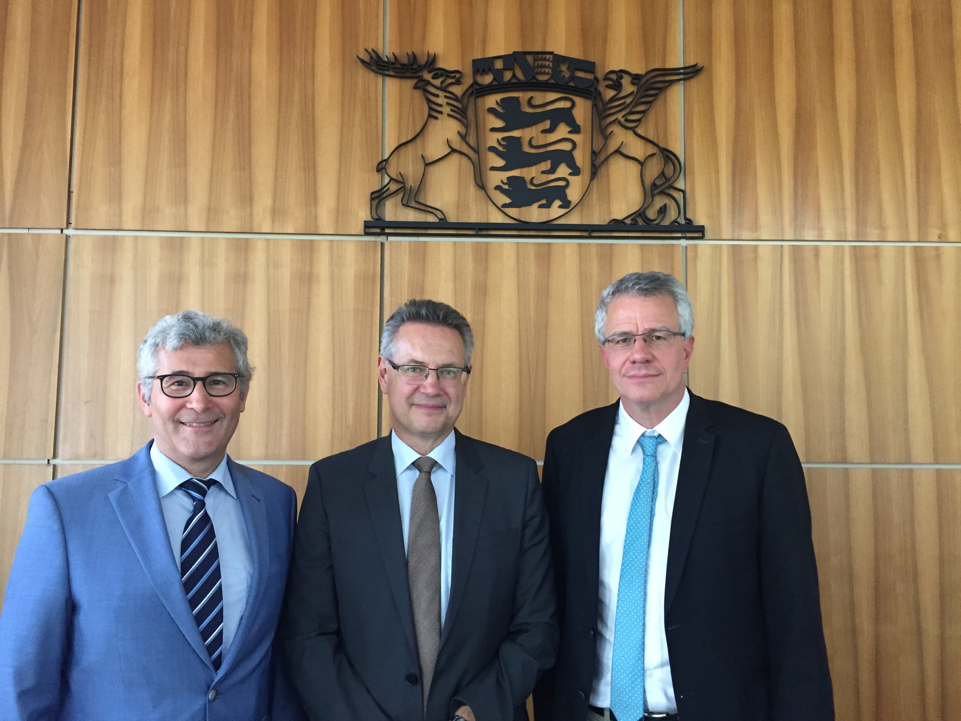 von links nach rechts: Präsident des Landgerichts Neff, Präsident des Oberlandesgerichts Riedel, stellvertretender Direktor Graf